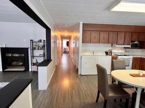 114 Indian Road, Longlac, ON - Indoor Photo Showing Laundry Room