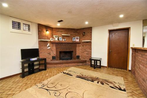 73 Summerlea Drive, Hamilton, ON - Indoor With Fireplace