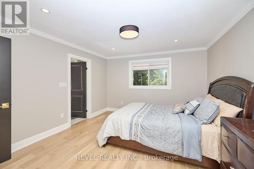 26 Oakridge Blvd, Pelham, ON - Indoor Photo Showing Bedroom