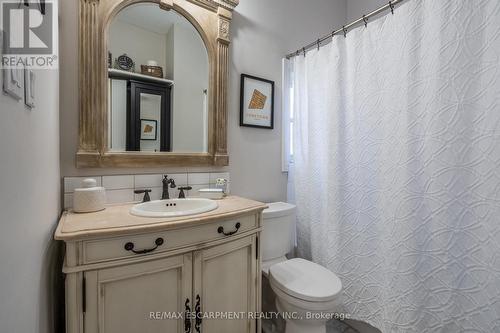 62 Liberty St, Hamilton, ON - Indoor Photo Showing Bathroom