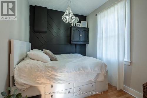 62 Liberty St, Hamilton, ON - Indoor Photo Showing Bedroom