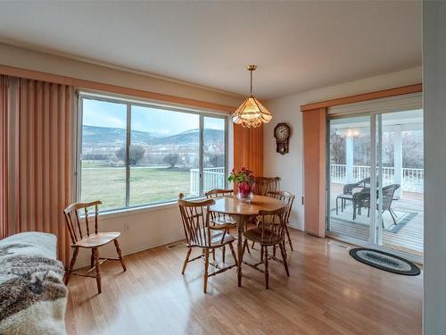 45 Kingfisher Drive, Penticton, BC - Indoor Photo Showing Dining Room