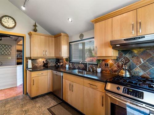 2221 Sunset Point, Blind Bay, BC - Indoor Photo Showing Kitchen With Double Sink