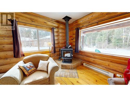 4977 Plateau Road, 108 Mile Ranch, BC - Indoor With Fireplace