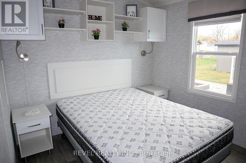 Qmd182 - 490 Empire Road, Port Colborne, ON - Indoor Photo Showing Bedroom