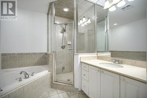 2511 - 25 Kingsbridge Garden Circle, Mississauga, ON - Indoor Photo Showing Bathroom