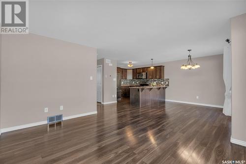 424 Snead Crescent, Warman, SK - Indoor Photo Showing Living Room