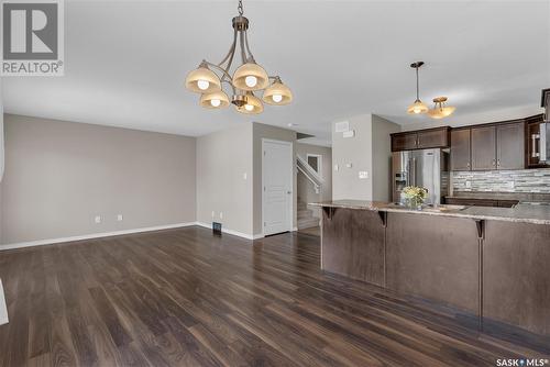 424 Snead Crescent, Warman, SK - Indoor Photo Showing Kitchen