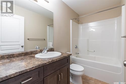 424 Snead Crescent, Warman, SK - Indoor Photo Showing Bathroom