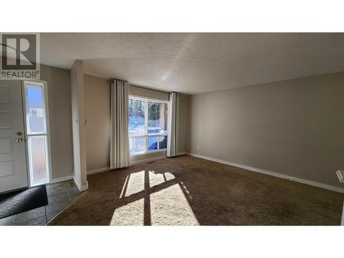 128 Red Willow Avenue, Tumbler Ridge, BC - Indoor Photo Showing Other Room