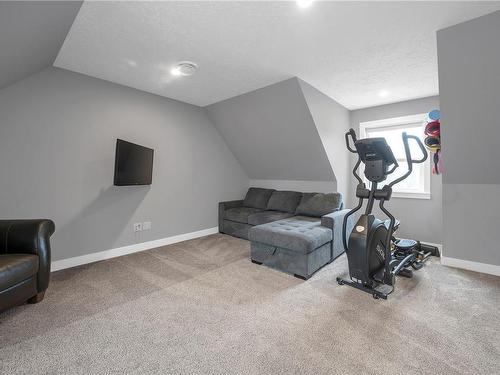 2034 Sierra Dr, Campbell River, BC - Indoor Photo Showing Gym Room