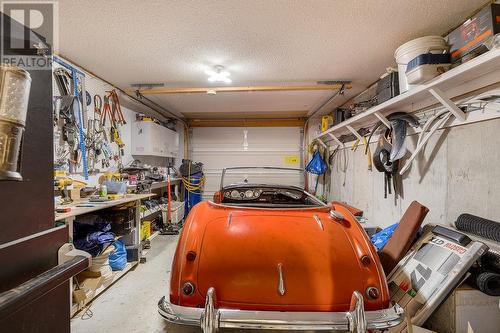 2527 Islandview Road, Blind Bay, BC - Indoor Photo Showing Garage