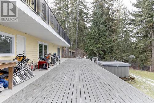 2527 Islandview Road, Blind Bay, BC - Outdoor With Deck Patio Veranda