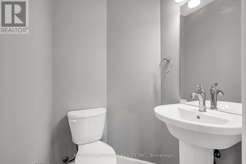 104 - 14 Meadow Creek Drive, Brighton, ON - Indoor Photo Showing Bathroom