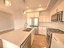 24-130 Colebrook Rd, Kamloops, BC  - Indoor Photo Showing Kitchen With Double Sink With Upgraded Kitchen 
