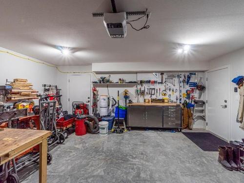 5766 Dallas Drive, Kamloops, BC - Indoor Photo Showing Garage