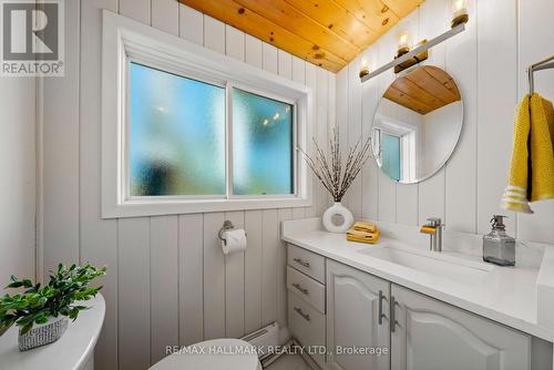 56 Fred Dubie Rd E, Carling, ON - Indoor Photo Showing Bathroom