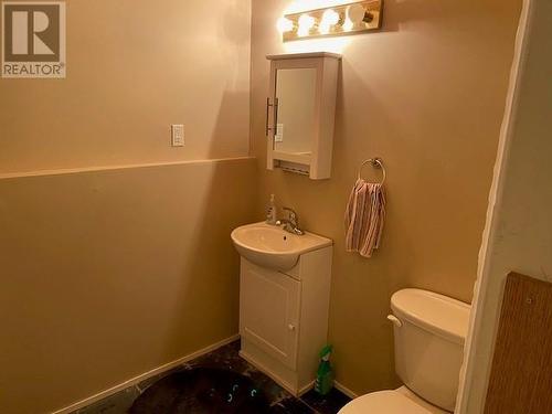 328 E Victoria Street, Vanderhoof, BC - Indoor Photo Showing Bathroom