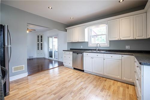 521 South Pelham Road, Dacre, ON - Indoor Photo Showing Kitchen