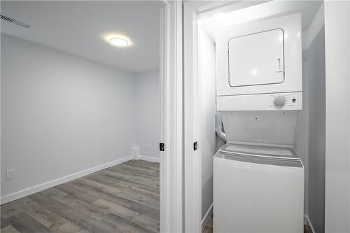 521 South Pelham Road, Dacre, ON - Indoor Photo Showing Laundry Room