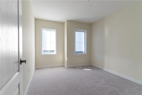 29 Basswood Crescent, Caledonia, ON - Indoor Photo Showing Other Room