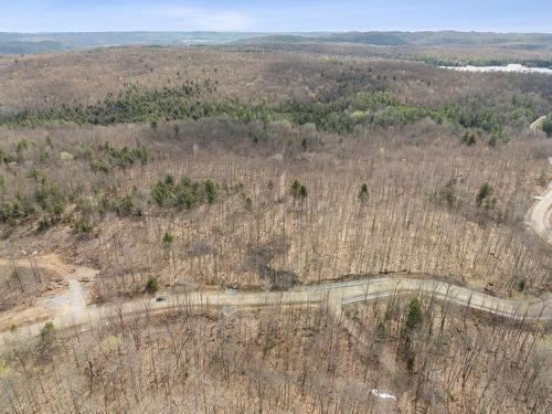 Overall view - Ch. Des Carouges, Val-Des-Monts, QC 