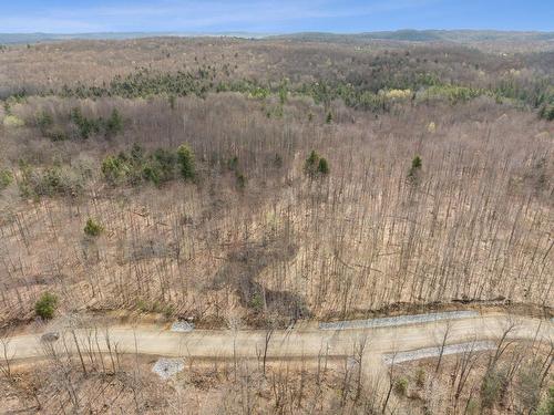 Overall view - Ch. Des Carouges, Val-Des-Monts, QC 