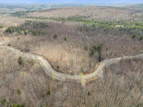 Overall view - Ch. Des Carouges, Val-Des-Monts, QC 