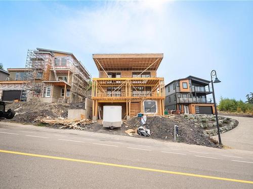 1272 Kingsview Rd, Duncan, BC - Outdoor With Facade