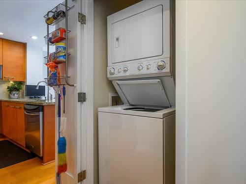 1601-38 Front St, Nanaimo, BC - Indoor Photo Showing Laundry Room
