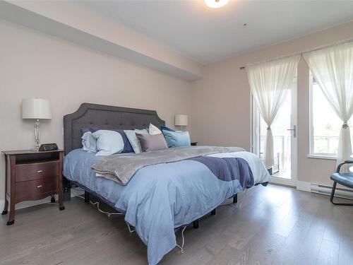 405-10680 Mcdonald Park Rd, North Saanich, BC - Indoor Photo Showing Bedroom