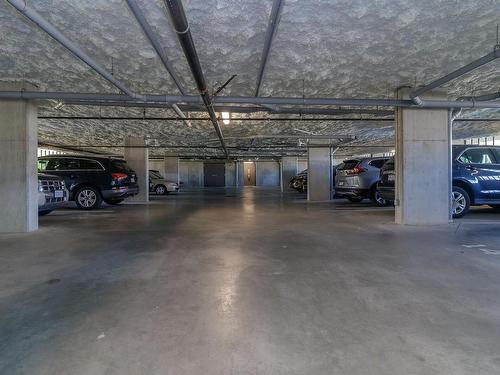 405-10680 Mcdonald Park Rd, North Saanich, BC - Indoor Photo Showing Garage