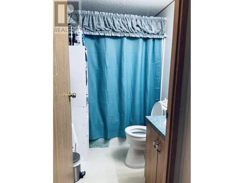 10514 Hill Road, Mcleese Lake, BC - Indoor Photo Showing Bathroom