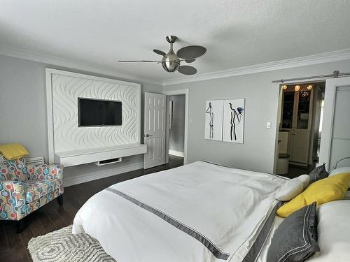 Chambre Ã  coucher principale - 118 Rue Du Lac, Notre-Dame-Du-Nord, QC - Indoor Photo Showing Bedroom