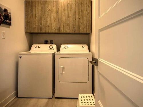 Salle de lavage - 192 Ch. Du Golf, Saint-Jean-De-Matha, QC - Indoor Photo Showing Laundry Room