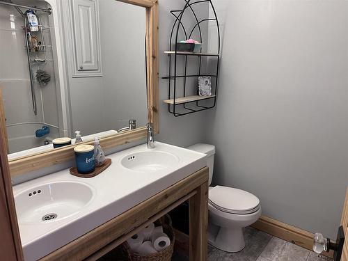 52 Steedman Drive, Marathon, ON - Indoor Photo Showing Bathroom