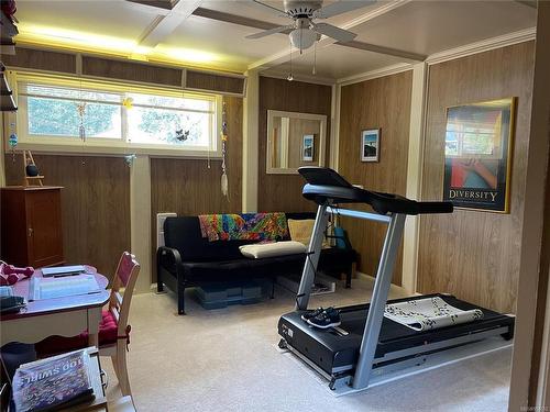 7059 Beaver Creek Rd, Port Alberni, BC - Indoor Photo Showing Gym Room