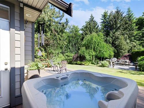 1119 Coldwater Rd, Parksville, BC - Outdoor