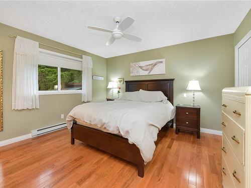 3614 Watson Ave, Cobble Hill, BC - Indoor Photo Showing Bedroom