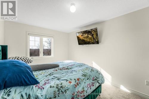 1223 Jim Brewster Circ, Oshawa, ON - Indoor Photo Showing Bedroom