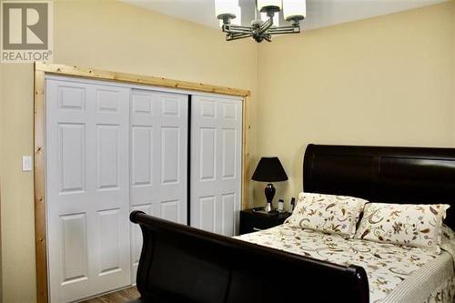 9019 S Mahood Lake Road, Canim Lake, BC - Indoor Photo Showing Bedroom