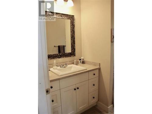9019 S Mahood Lake Road, Canim Lake, BC - Indoor Photo Showing Bathroom