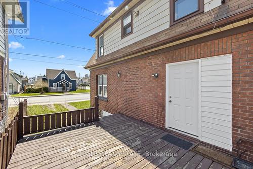 4639 Simcoe St, Niagara Falls, ON - Outdoor With Deck Patio Veranda With Exterior