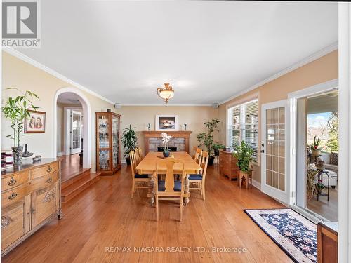 14 Lakeshore Road, Fort Erie, ON - Indoor Photo Showing Dining Room