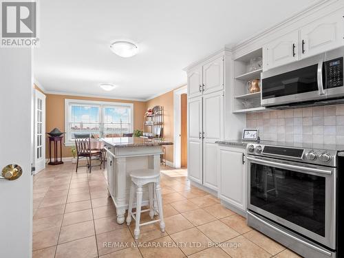 14 Lakeshore Road, Fort Erie, ON - Indoor Photo Showing Kitchen