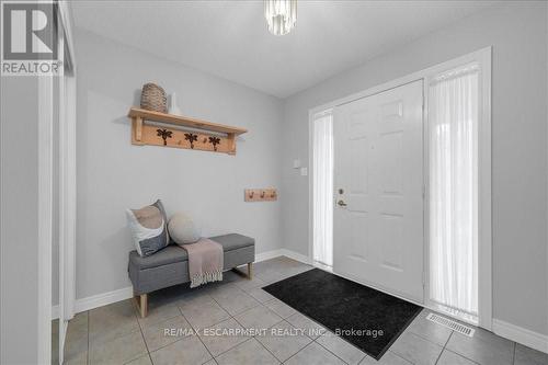 98 Summers Dr, Thorold, ON - Indoor Photo Showing Other Room