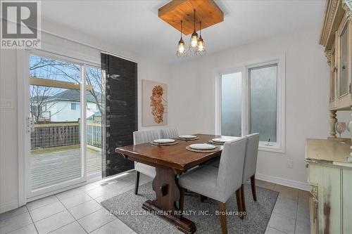 98 Summers Dr, Thorold, ON - Indoor Photo Showing Dining Room