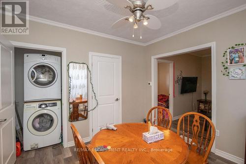 212 Sheridan St, Brantford, ON - Indoor Photo Showing Laundry Room