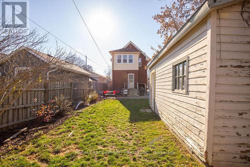 212 Sheridan St, Brantford, ON - Outdoor With Exterior