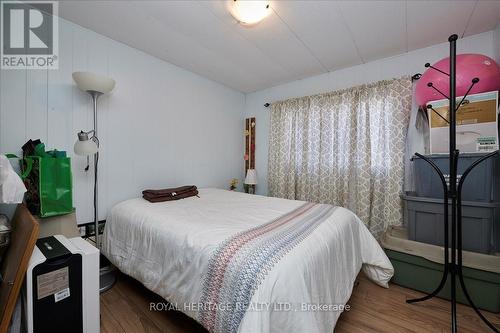 3 Green Glade Crt W, Innisfil, ON - Indoor Photo Showing Bedroom